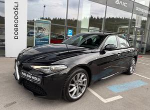 Alfa Romeo Giulia 2.0 Turbo 280 Q4 Ti  - AVTOMATIK - SAMO 18.000KM