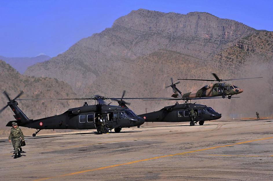 Turčija po napadu PKK na vojašnico.