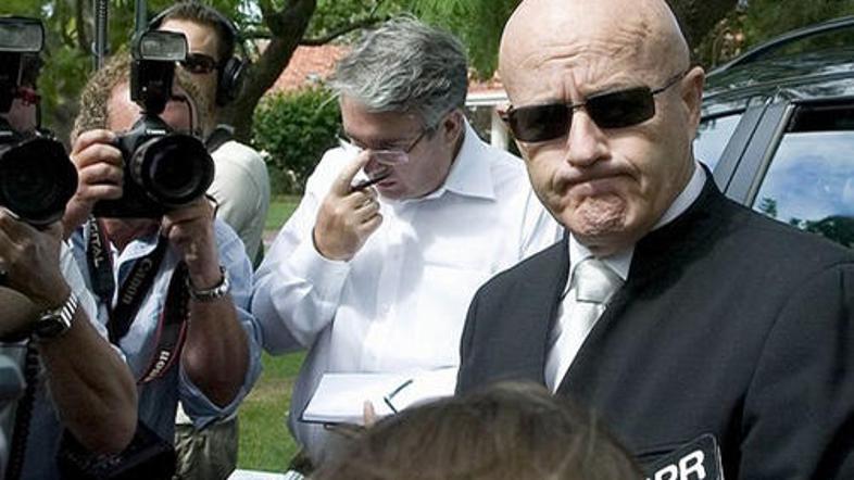 Oče Heatha Ledgerja meni, da si je njegov sin sam kriv za smrt.