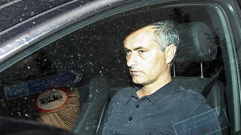 Že prvo leto na klopi Chelseaja je Jose Mourinho Londončane po natančno pol stol