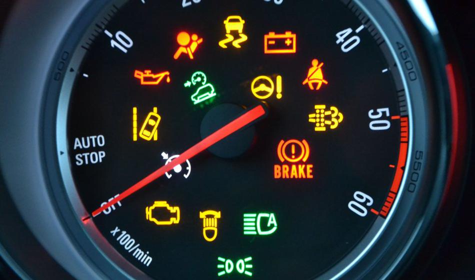 Strokovnjaki svarijo: Skrita nevarnost modernih avtomobilov