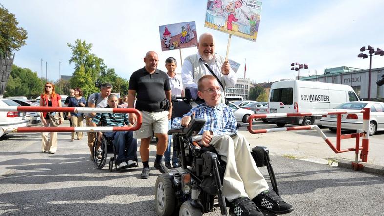 Protest invalidov
