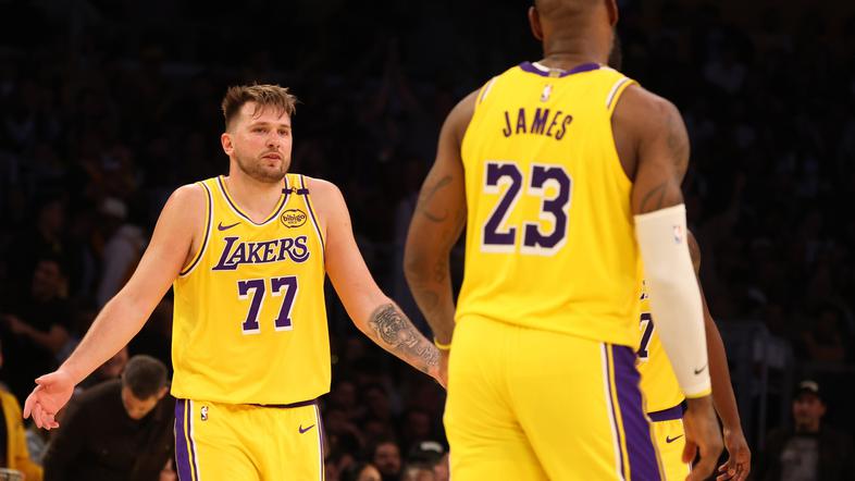 Dončić LeBron James