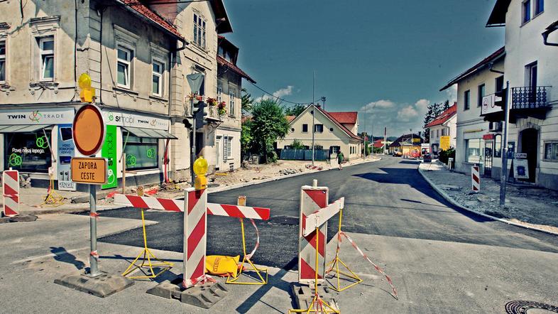 Karantanska cesta je še zaprta za promet. (Foto: Boštjan Tacol)