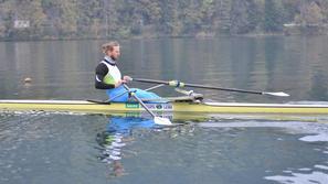 Luka Špik se bo v soboto na SP boril za kolajno. (Foto: Veslaška zveza Slovenije