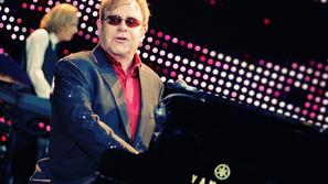 Elton John v Stožicah