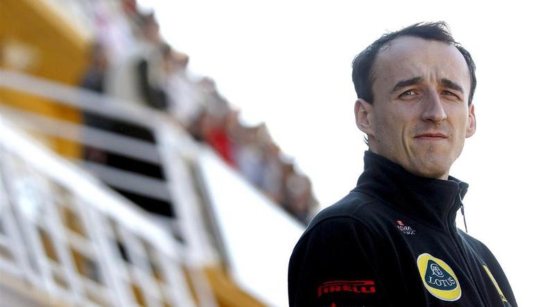 Vsi stiskamo pesti, da bi Robert Kubica še kdaj lahko dirkal. (Foto: EPA)