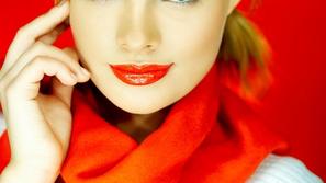 Rdeča šminka je pravi hit.(Foto: Shutterstock)