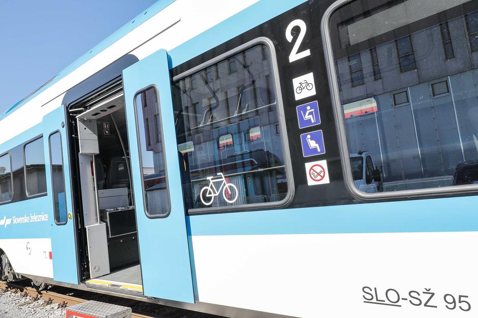 prihod novega Stadlerjevega vlaka | Avtor: Saša Despot