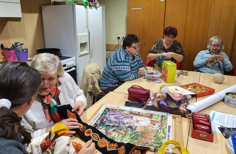 Krožek vezilj Katarine Zasip Bled