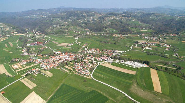 Več kot deset odstotkov aktivnih prebivalcev občine je zaposlenih v kmetijstvu. 