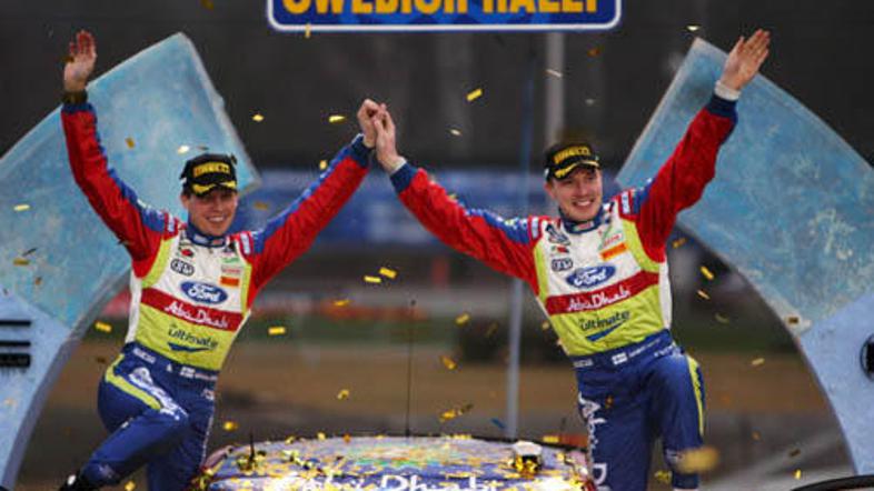 Jari-Matti Latvala (na desni, na levi je njegov sovoznik Mikka Anttila) je prvo 