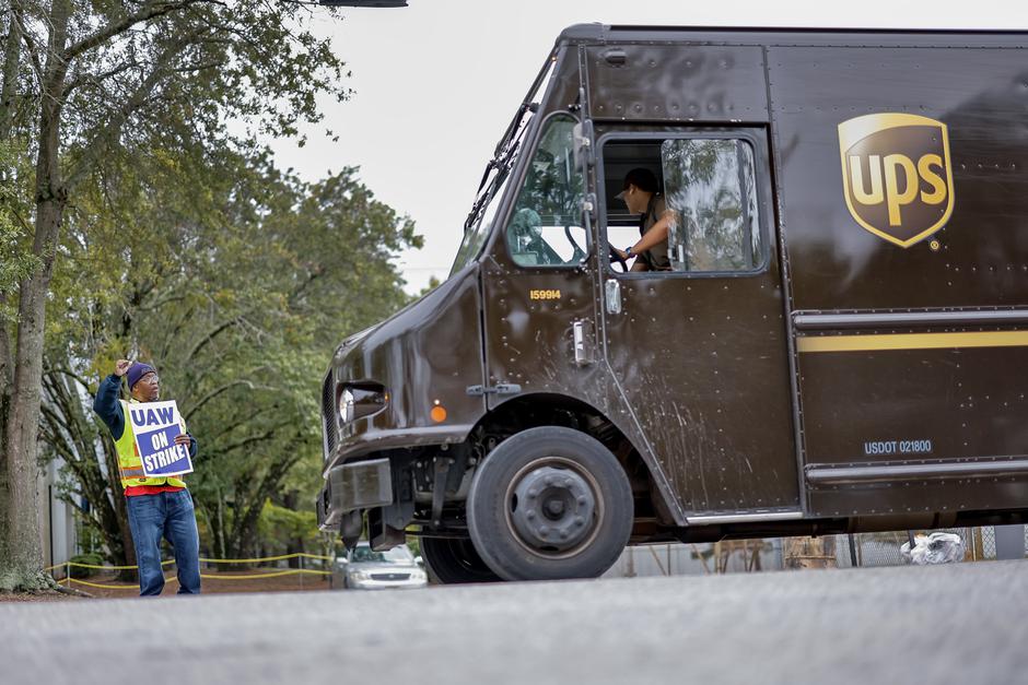 UPS | Avtor: Epa