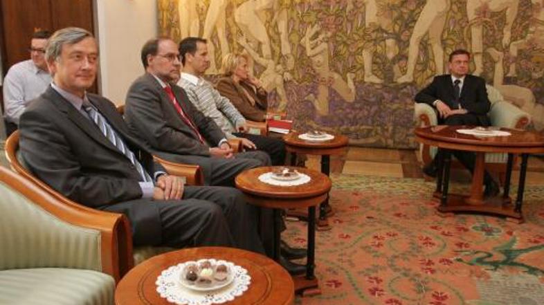 Na pogovor k ljubljanskemu županu Zoranu Jankoviću so prišli štirje od sedmih pr