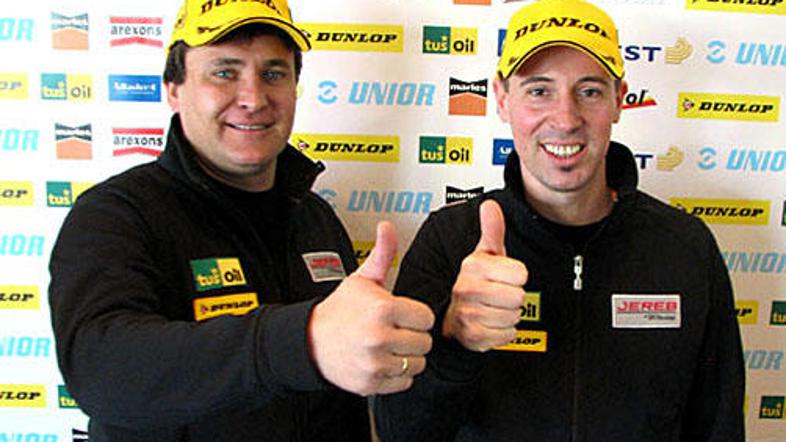 Mirana Kacina (levo) najbolje poznamo kot sovoznika Andreja Jereba na reli dirka