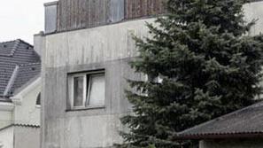 Hiša groze v Amstettnu, kjer je Josef Fritzl kar 24 let zadrževal in posiljeval 