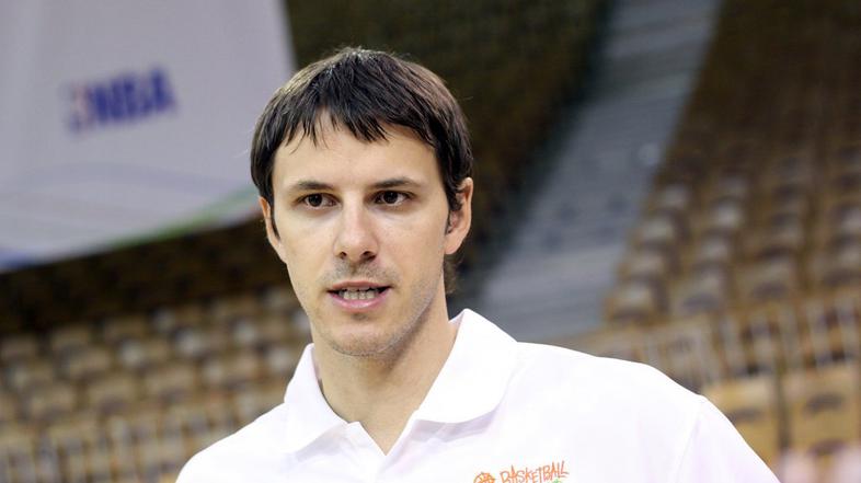 Boštjan Nachbar, Košarka brez meja