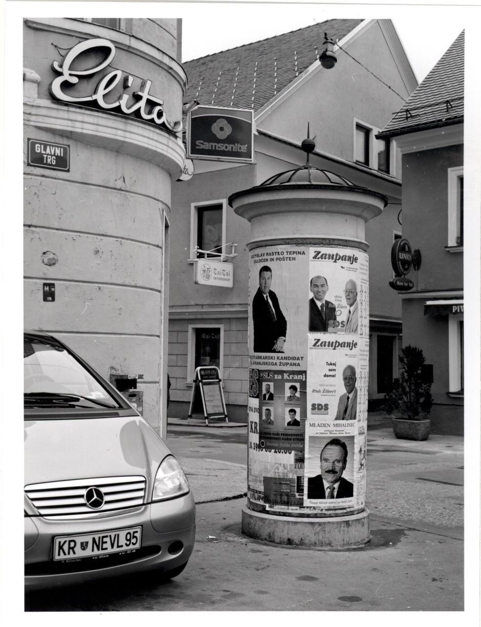 Kranj, plakati, volitve 1998 | Avtor: Drago Holynski, Fototeka Gorenjskega muzeja