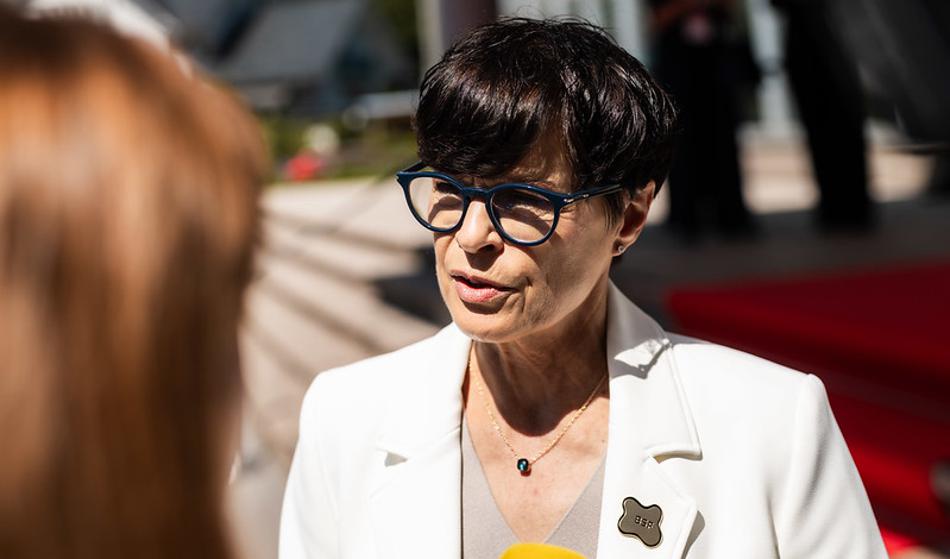 Marta Kos nestrpno čakala na rezultate, a je bila na koncu razočarana