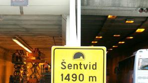 V predoru znova potekajo dela. (Foto: BOBO)