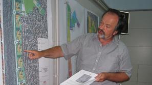 Novi predlog pozidave Mlake je sicer manj glomazen od prvotnega na fotografiji. 