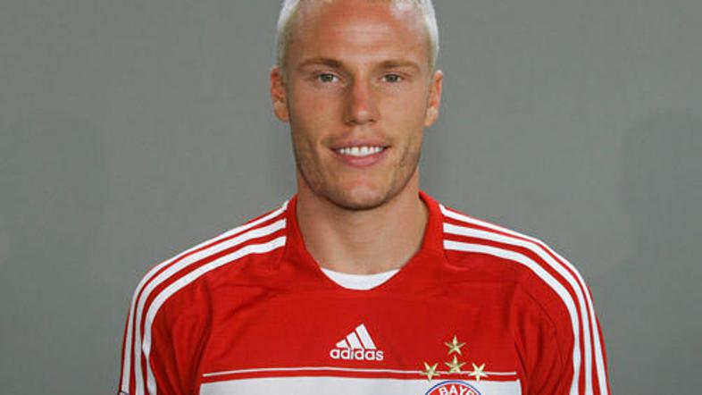 Christian Lell se je skril, da se je izognil prestopu v Stoke City.