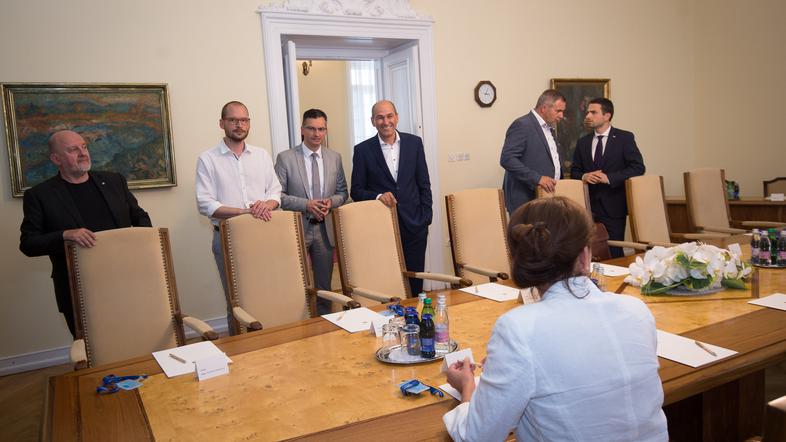 Zmago Jelinčič, Matej T. Vatovec, Marjan Šarec, Janez Janša, Dejan Židan in Matej Tonin