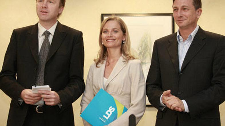 V trojčku levosredinskih strank (na sliki šefi Katarina Kresal, Gregor Golobič i