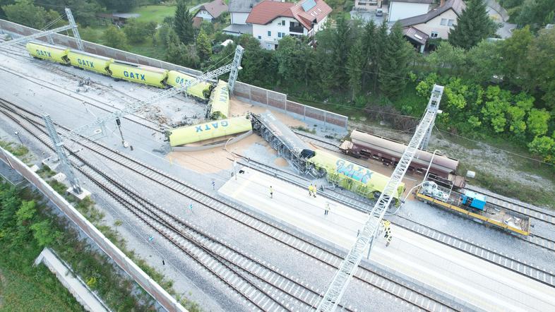 nesreča tovornega vlaka v Borovnici