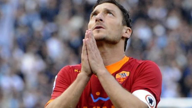 Totti Roma Lazio Serie A derbi Rim