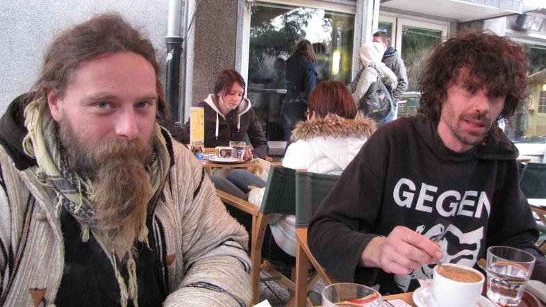 Andraž Šulc (desno) ocenjuje, da so v Izbruhovem kulturnem bazenu na leto organi