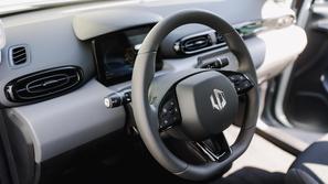 predstavitev električne avtomobilske znamke Leapmotor