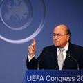 Blatter se zavzema za stroge kazni za "grobjane".
