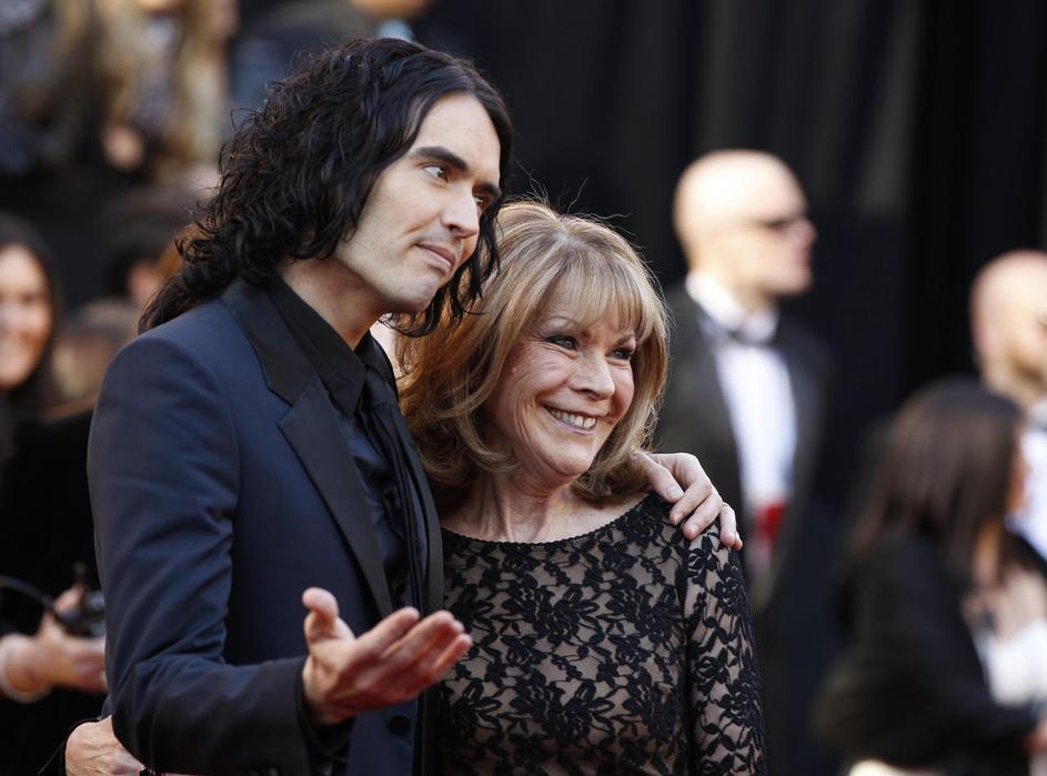 Russell Brand z mami Barbaro