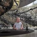 V španskem paviljonu bo obiskovalce pozdravil velikanski dojenček. (Foto: Reuter