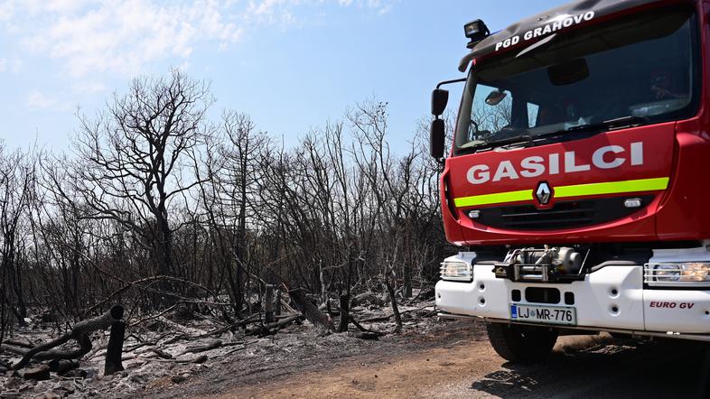 Gasilci na Krasu, požar