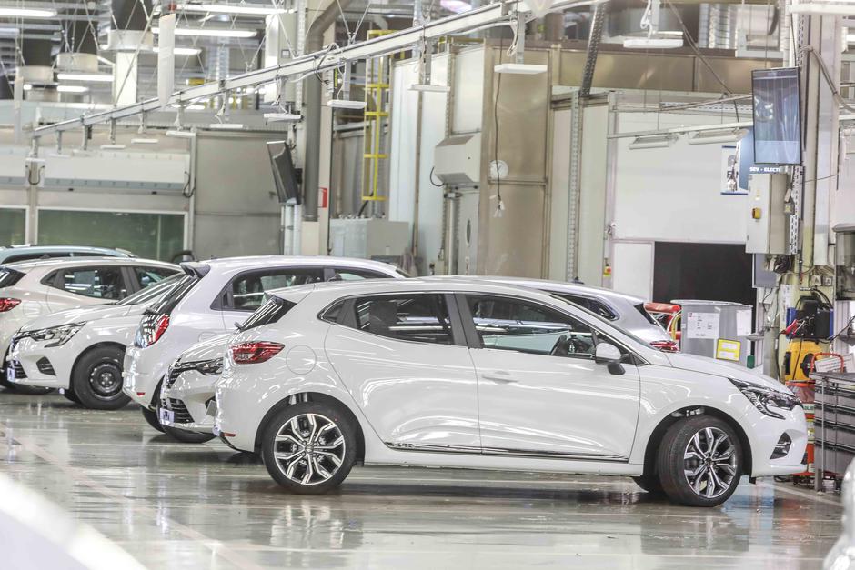 Revoz | Avtor: Saša Despot