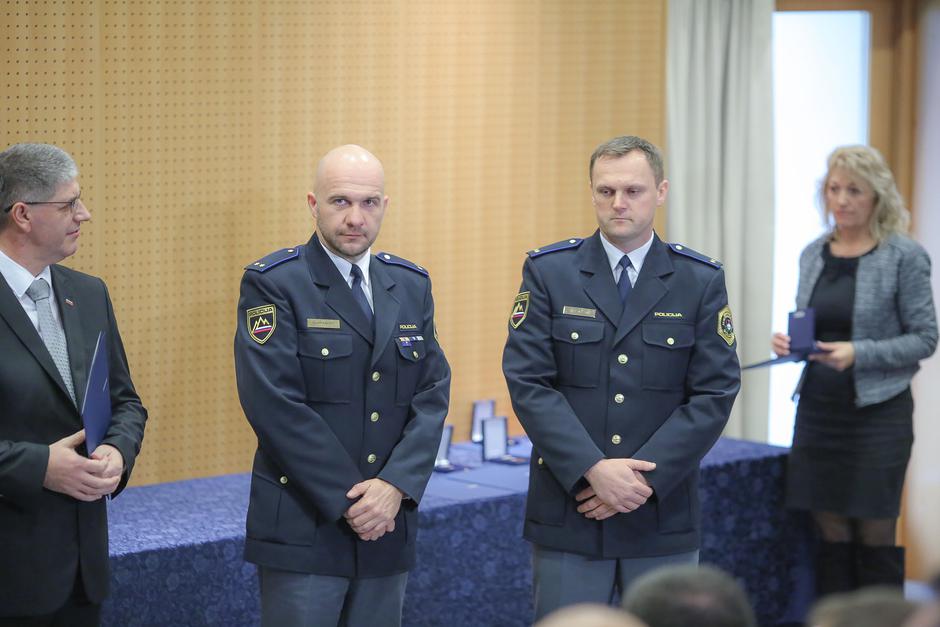 hrabrost in požrtvovalnost | Avtor: Saša Despot