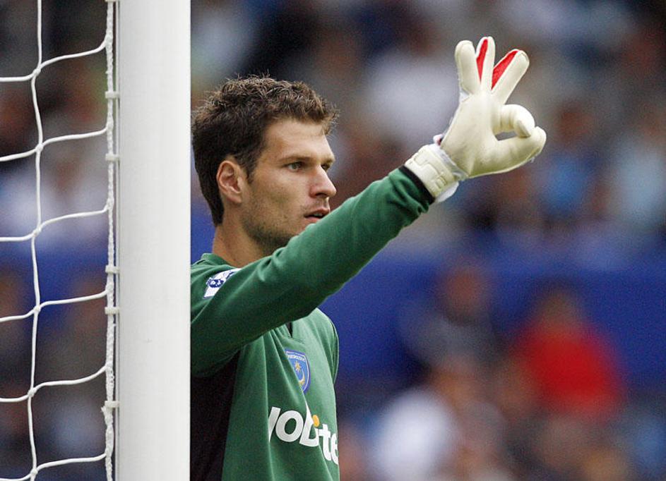 Asmir Begović je v 15. kolu angleškega prvenstva pokazal, da Bosanci nimajo le o