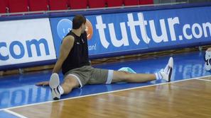 Rizvićevih 11 točk je bilo premalo. (Foto: KZS/Matjaž Vezjak)