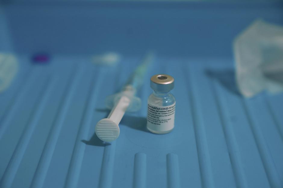 Covid-19, cepljenje, Pfizerjevo cepivo | Avtor: Epa