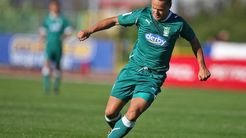 Rakovič je proti Nafti dosegel šele drugi zadetek v prvenstvu. (Foto: Boštjan Ta