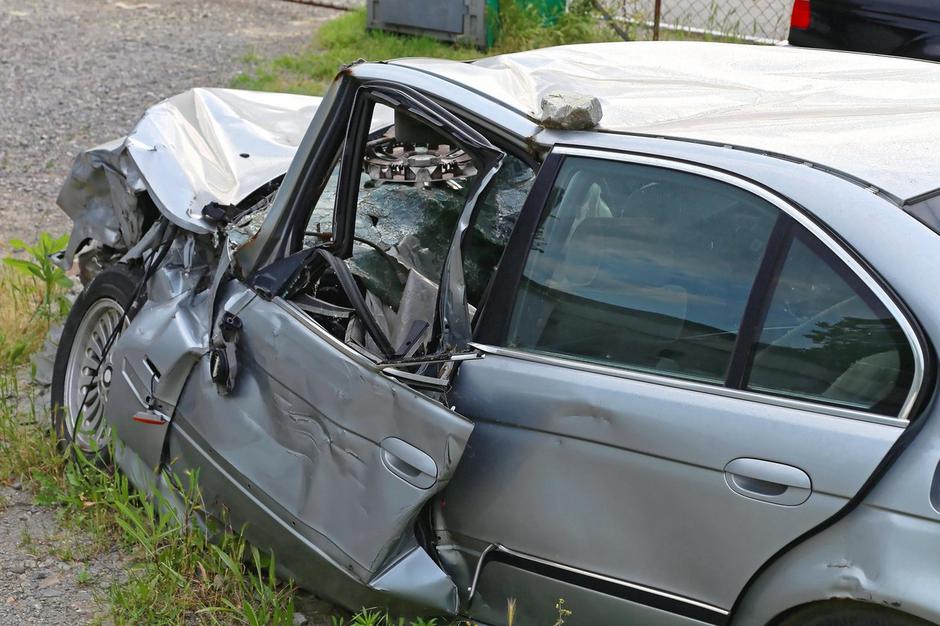 prometna nesreča avtomobil | Avtor: Profimedia