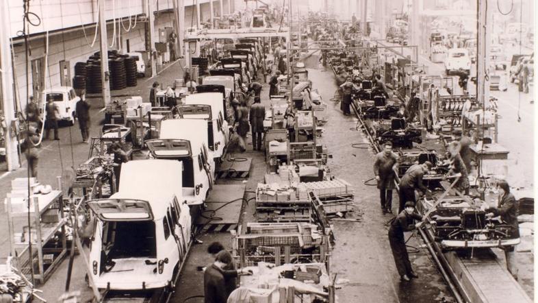 Proizvodnja renaulta 4 v Revozu