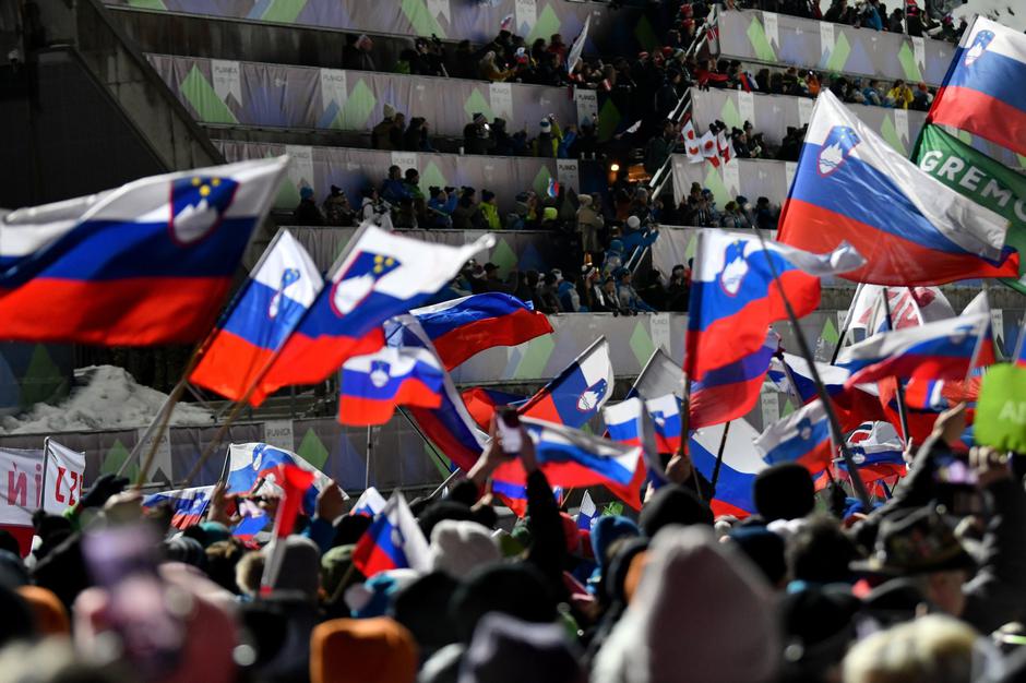 navijači Planica zastavica | Avtor: Profimedia