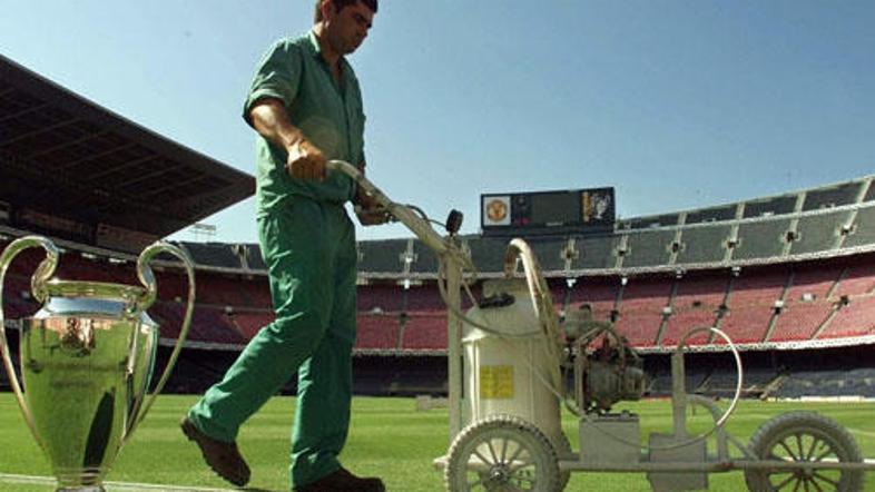 Si predstavljate, da bi vi zaigrali na Campu Nouu?