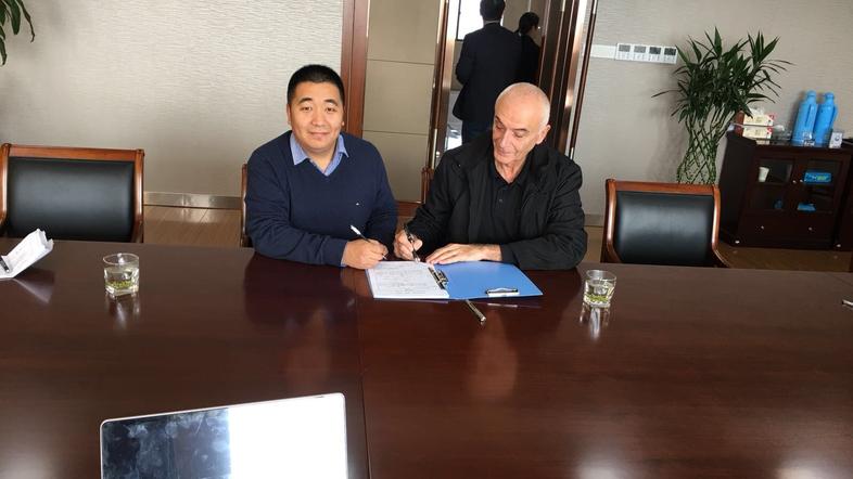 Pipistrel se širi na Kitajsko