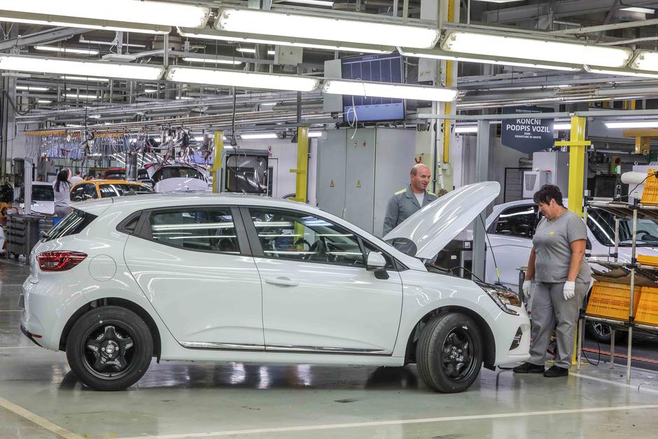 Revoz | Avtor: Saša Despot