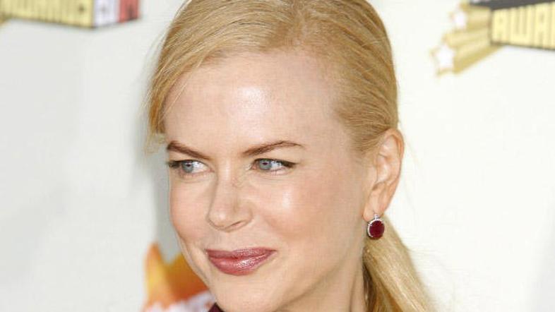 Nicole Kidman flynet