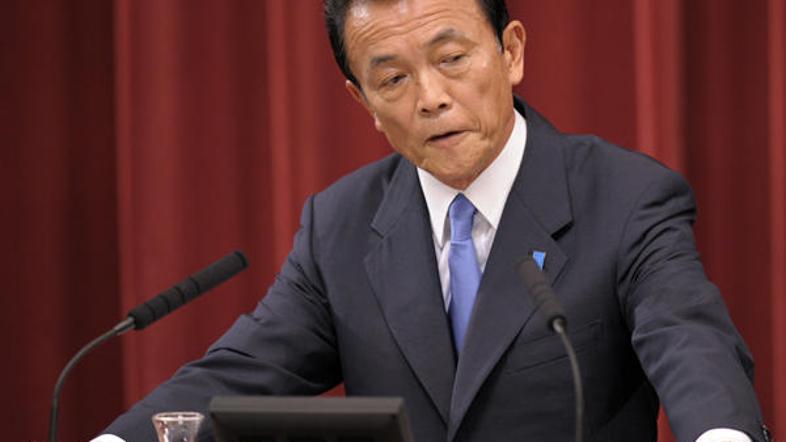 Japonski premier Taro Aso je razpustil spodnji dom parlamenta.